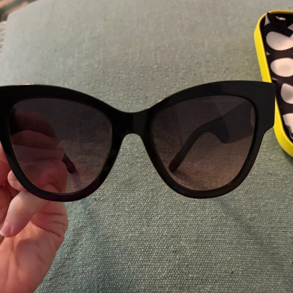 Marc Jacobs Elegant Black Sunglasses